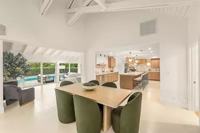 4877 Pineview Circle, Delray Beach, FL 33445 - Photo 7