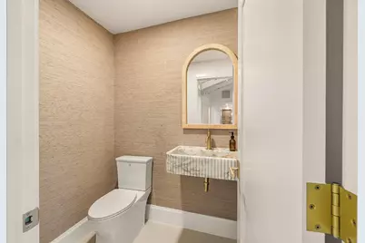 4877 Pineview Circle, Delray Beach, FL 33445 - Photo 11