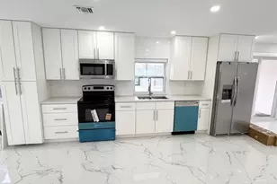 9900 NW 39th Ct, Coral Springs, FL 33065 - Photo 7