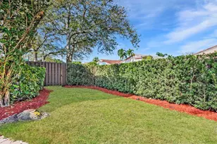 1422 SW 106th Way, Davie, FL 33324 - Photo 25