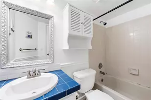 5510 Lakeside Dr, Margate, FL 33063 - Photo 13