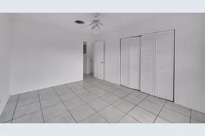 220 SE 10th Street, Pompano Beach, FL 33060 - Photo 23