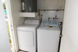 791 SW 7th St, Pompano Beach, FL 33060 - Photo 17