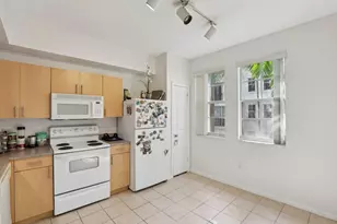 533 NE 3rd Ave, Fort Lauderdale, FL 33301 - Photo 13