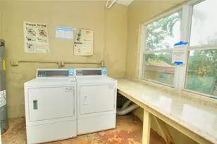 10762 La Placida Dr, Coral Springs, FL 33065 - Photo 19