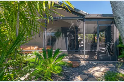 1227 Seagrape Circle, Weston, FL 33326 - Photo 13