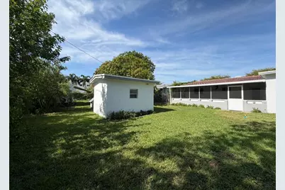 206 NE 5th Avenue, Dania Beach, FL 33004 - Photo 13