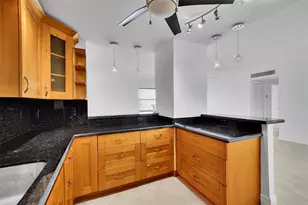 121 Golden Isles Dr, Hallandale Beach, FL 33009 - Photo 5