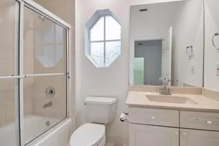2466 Bay Isle Ct, Weston, FL 33327 - Photo 29