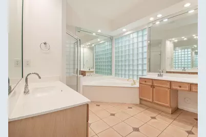 2466 Bay Isle Court #2466, Weston, FL 33327 - Photo 21