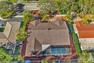 2116 NE 62nd St, Fort Lauderdale, FL 33308 - Photo 1