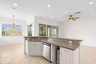 8238 NW 128th Ln, Parkland, FL 33076 - Photo 9