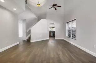 414 SW 205th Ave, Pembroke Pines, FL 33029 - Photo 9