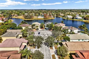 414 SW 205th Ave, Pembroke Pines, FL 33029 - Photo 7