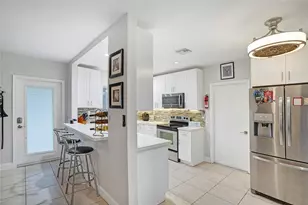 954 NE 26th Ave, Pompano Beach, FL 33062 - Photo 25