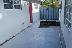 3361 NE 16th Ave, Oakland Park, FL 33334 - Photo 11