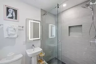 100 NE 22nd St, Wilton Manors, FL 33305 - Photo 49