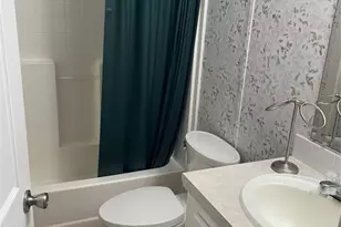 2321 SW 85th Ave, Davie, FL 33324 - Photo 11