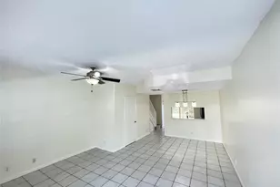 9844 NW 56th Pl, Coral Springs, FL 33076 - Photo 5