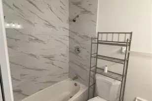 9844 NW 56th Pl, Coral Springs, FL 33076 - Photo 7