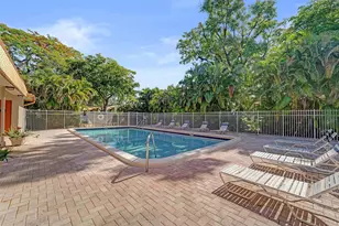750 E Coco Plum Cir, Plantation, FL 33324 - Photo 19