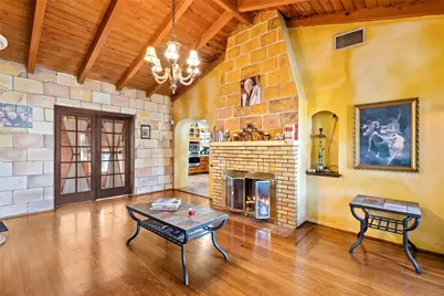 9600 N Miami Avenue, Miami, FL 33150 - Photo 9