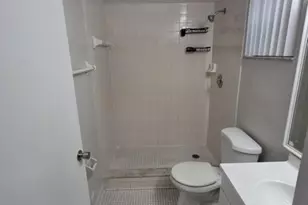 714 Gardens Dr, Pompano Beach, FL 33069 - Photo 17