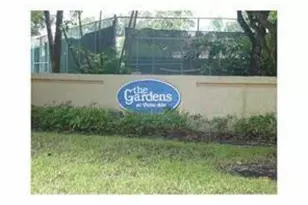 714 Gardens Dr, Pompano Beach, FL 33069 - Photo 1