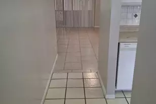 714 Gardens Dr, Pompano Beach, FL 33069 - Photo 3