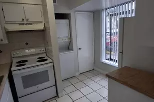 714 Gardens Dr, Pompano Beach, FL 33069 - Photo 5