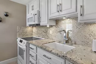 888 Intracoastal Dr, Fort Lauderdale, FL 33304 - Photo 5