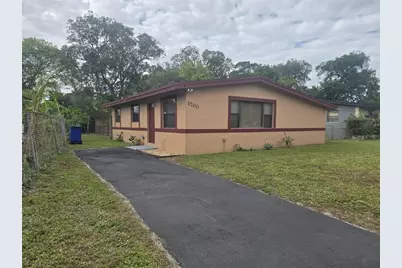 1700 NW 15th Terrace, Fort Lauderdale, FL 33311 - Photo 1