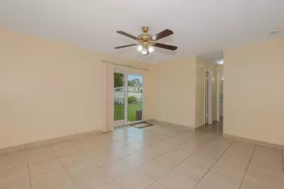 4065 SW 51st Street, Davie, FL 33314 - Photo 15