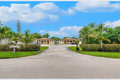 4065 SW 51st Street, Davie, FL 33314 - Photo 3