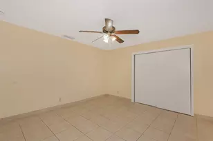4065 SW 51st St, Davie, FL 33314 - Photo 17