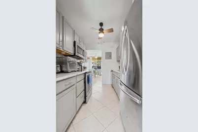 2755 NE 28th Avenue #A4, Pompano Beach, FL 33064 - Photo 7