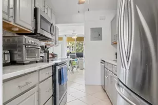 2755 NE 28th Ave, Lighthouse Point, FL 33064 - Photo 7