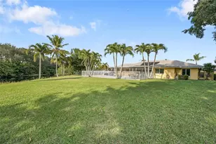 22299 Solitude Dr, Boca Raton, FL 33428 - Photo 29