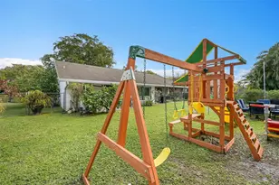 2161 NW 40th Ave, Pompano Beach, FL 33066 - Photo 43