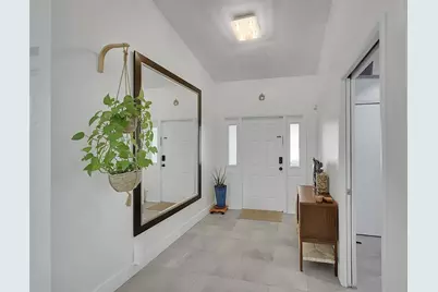 2161 NW 40th Avenue, Pompano Beach, FL 33066 - Photo 5