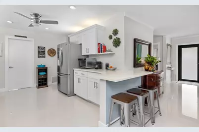 5401 NE 17th Terrace, Fort Lauderdale, FL 33334 - Photo 9