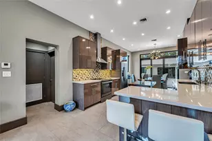 309 NE 21st Ct, Wilton Manors, FL 33305 - Photo 7