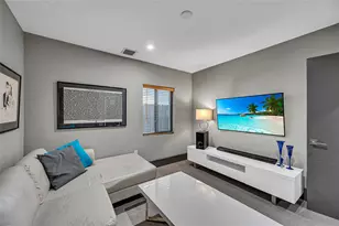 309 NE 21st Ct, Wilton Manors, FL 33305 - Photo 19