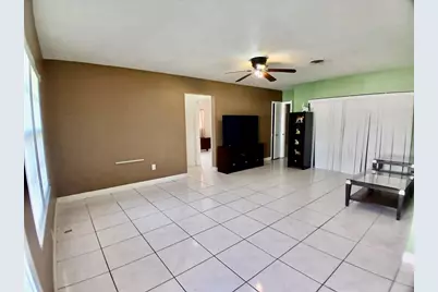 330 NW 205th Terrace, Miami Gardens, FL 33169 - Photo 11