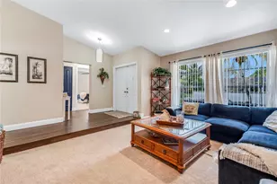 9680 NW 10th Ct, Plantation, FL 33322 - Photo 3