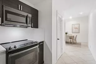 119 NE 19th Ct, Wilton Manors, FL 33305 - Photo 11