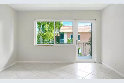 119 NE 19th Court #203g, Wilton Manors, FL 33305 - Photo 3