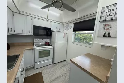 3431 NW 50th Avenue #304, Lauderdale Lakes, FL 33319 - Photo 3