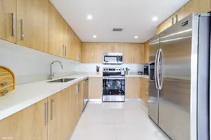 1100 100th St, Miami Beach, FL 33154 - Photo 7