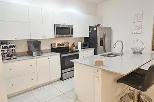 1765 NW 124th Pl, Pembroke Pines, FL 33028 - Photo 13